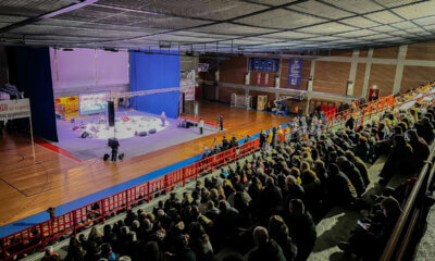 Μια Συναυλία Γεμάτη Αλληλεγγύη Και Παλμό Για Τους Συμβασιούχους Στο Κατάμεστο Κλειστό Της Ηλιούπολης (ΦΩΤΟ)